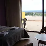 Rurales Manolo Apartman *